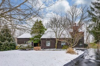 10774 Moss Hill Ln, Montgomery, OH 45249