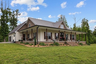 3571 Old Blacktop Rd, McEwen, TN 37101