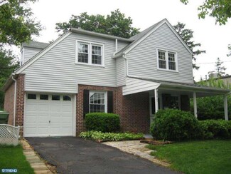 90 Pennsylvania Ave, Oreland, PA 19075
