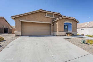 670 W Rio Teras, Green Valley, AZ 85614