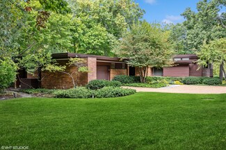 195 Franklin Rd, Glencoe, IL 60022