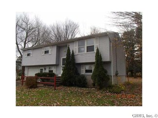19 June Dr, Pennellville, NY 13132