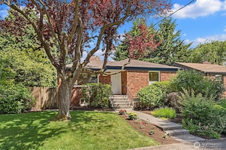 7748 25th Ave NW, Seattle, WA 98117
