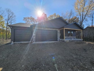 203 E Pine St, Wheatfield, IN 46392