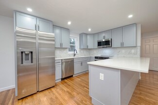 820 Center St, Pembroke, MA 02359