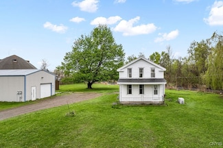 94 Mitchell St, Oswego, NY 13126