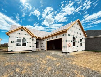 1712 Greenbrier Place Unit Lot 324, Henryville, IN 47126