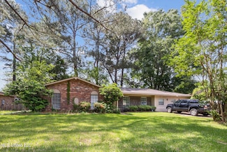 5863 Cypress Trail, Jackson, MS 39211