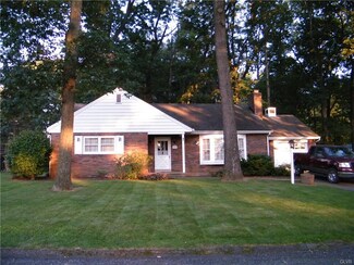 4626 Daisy Ave, Orefield, PA 18069