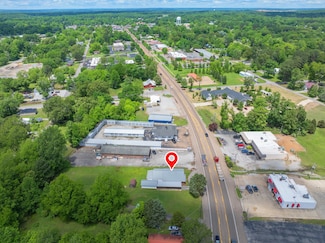 724 Tennessee Ave S, Parsons, TN 38363