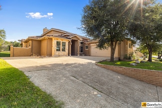 25022 Estancia Cir, San Antonio, TX 78260