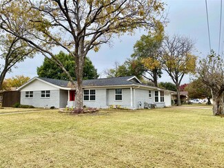 500 Cactus Dr, Hurst, TX 76054