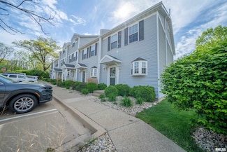 3314 W King James Rd, Peoria, IL 61615