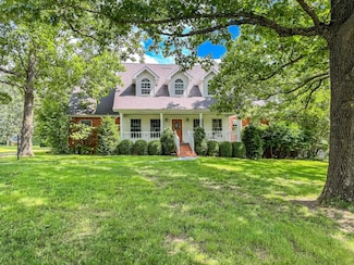211 Hill Haven Rd, Marshfield, MO 65706