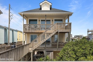 1004 N Shore Dr, Surf City, NC 28445