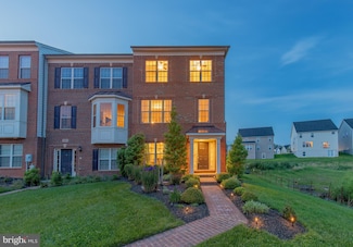 1201 Poplar Run Dr, Silver Spring, MD 20906