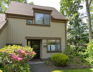 793 Heritage Village Unit B, Southbury, CT 06488