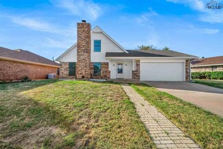 2211 Sandcastle Rd, Wichita Falls, TX 76306