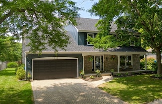 602 Highbury Ln, Geneva, IL 60134