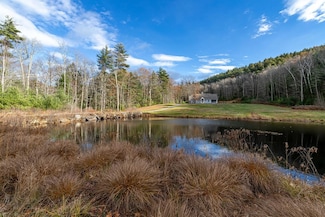 149 Mountain Rd, Deerfield, NH 03037