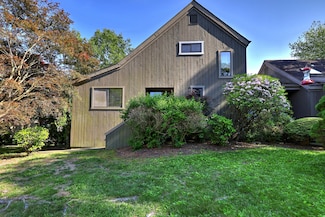515 Opa Ln Unit B, Stratford, CT 06614