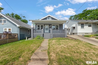 3903 N Prospect Rd, Peoria Heights, IL 61616