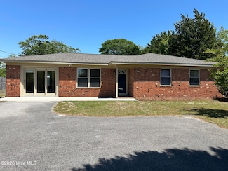 122 W Brandywine Cir, Wilmington, NC 28411