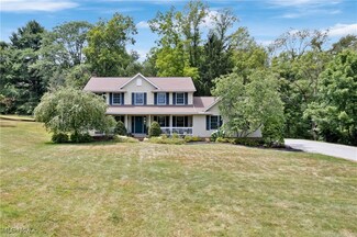 5656 Kungle Rd, Barberton, OH 44203