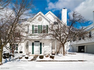 342 Vista Cir, North Olmsted, OH 44070