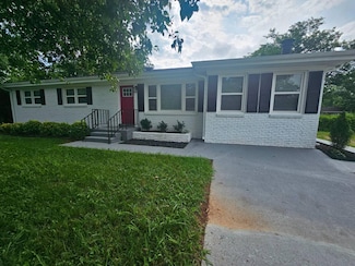 1612 Sebring St NW, Huntsville, AL 35816