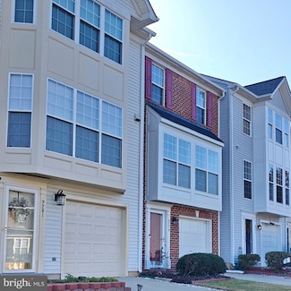 9279 Kristy Dr, Manassas Park, VA 20111