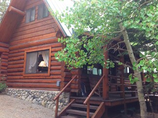 172 Rainbow St Unit 8, June Lake, CA 93529