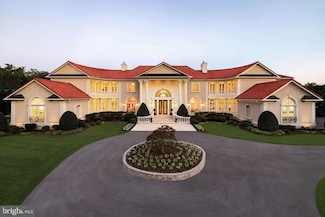 9431 Newbridge Dr, Potomac, MD 20854