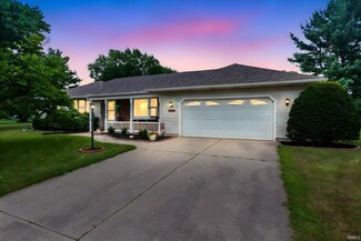 12007 Peacock Cir, Granger, IN 46530