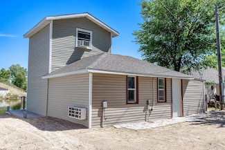 2 Old Lodge Rd N, Columbus, NE 68601