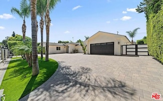 6243 Berquist Ave, Woodland Hills, CA 91367