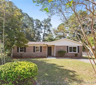 1930 Alder Rd, Fayetteville, NC 28304