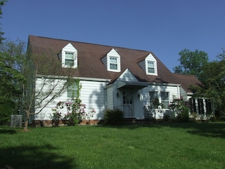 119 W End Ave, McMinnville, TN 37110