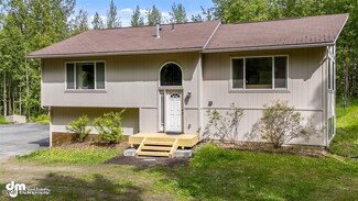 1201 S Lower Rd, Palmer, AK 99645