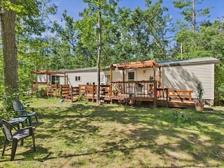 5569 Wilfred St, Lewiston, MI 49756