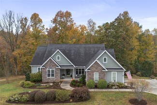 33 Puckett Mill Way, Central, SC 29630