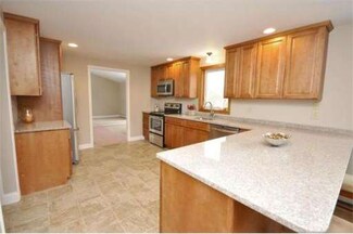 13 Meadow Rd, Beverly, MA 01915
