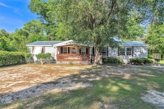 3590 Peanut Rd, Cottondale, FL 32431