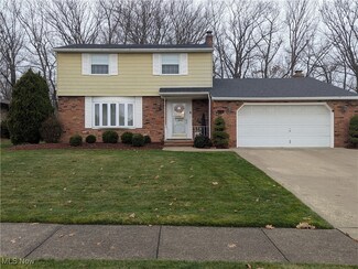 7170 Lakeview Dr, Cleveland, OH 44129