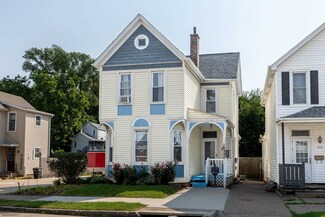 2420 Windsor Ave, Dubuque, IA 52001