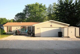 304 Redbud St, Loogootee, IN 47553