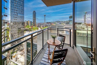 820 Blanchard St Unit 1710, Seattle, WA 98121