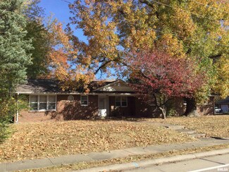 1500 W Chautauqua St, Carbondale, IL 62901