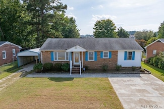 726 E Northington St, South Hill, VA 23970