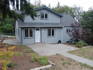 2312 Sunset Ln, Bremerton, WA 98310